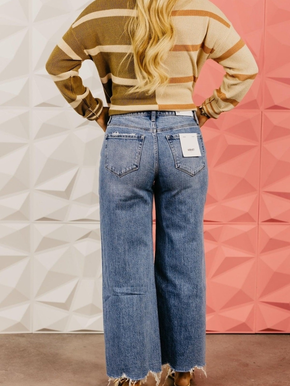 Loveivet by Vervet LV1134 High Rise Wide Leg Cropped Raw Hem Jeans Size 31/13 - Picture 1 of 8